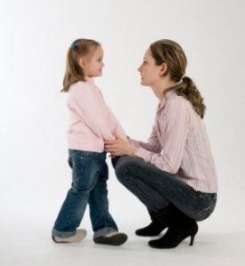 http://3.bp.blogspot.com/-zVtPr16jkd8/T7Fh6OVhl9I/AAAAAAAAARY/eeY-7Ih0yTo/s1600/parenting-talking-to-child.jpg